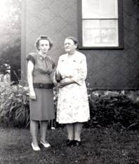 Mom and Grandma Wenzel2.jpg